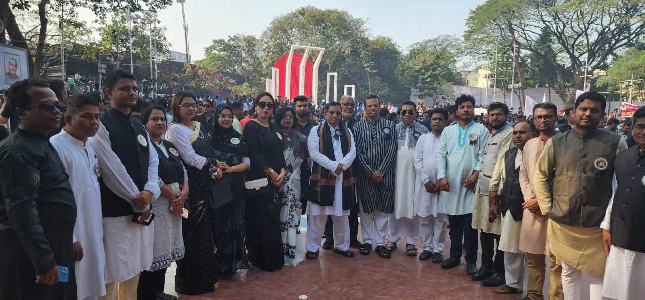 Dhaka Taxes Bar Association's leaders offered wreaths at Central Shaheed Minar.